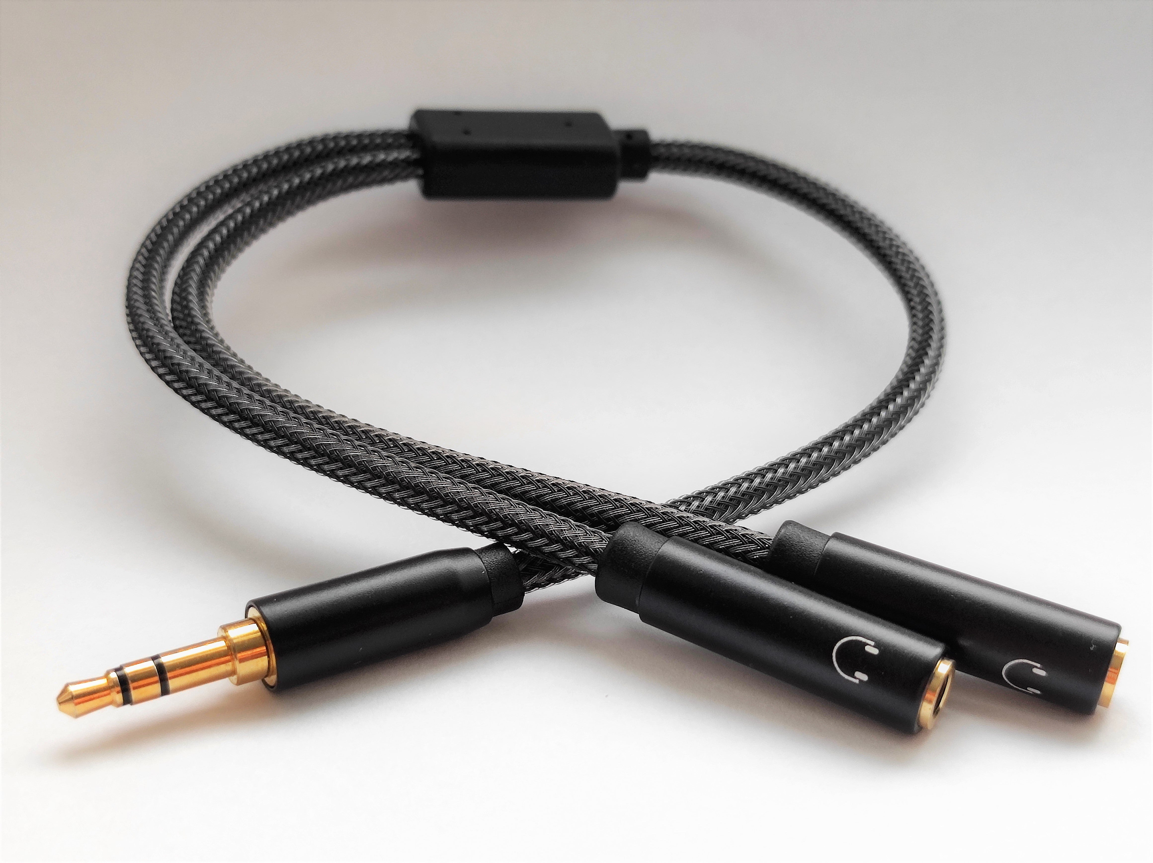 AUX Y-Splitter Adapter 3,5 mm Stecker zu 2x AUX Buchse Audio Splitterkabel 0,3 m