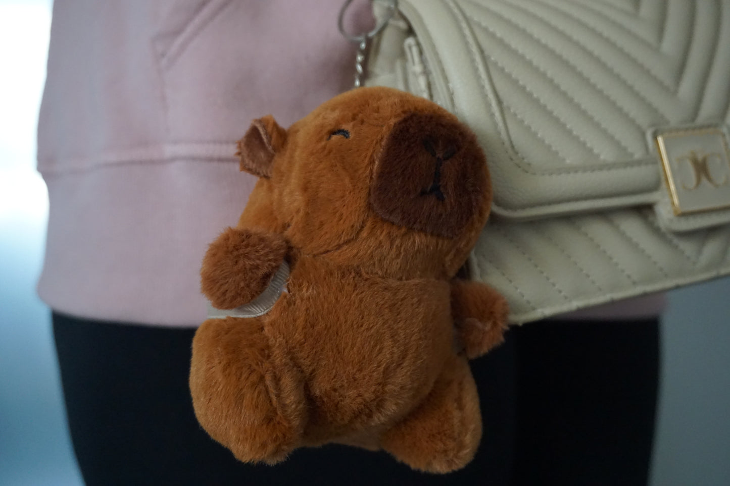 Capy Buddy – Plyšový capybara přívěsek na kabelky a batohy