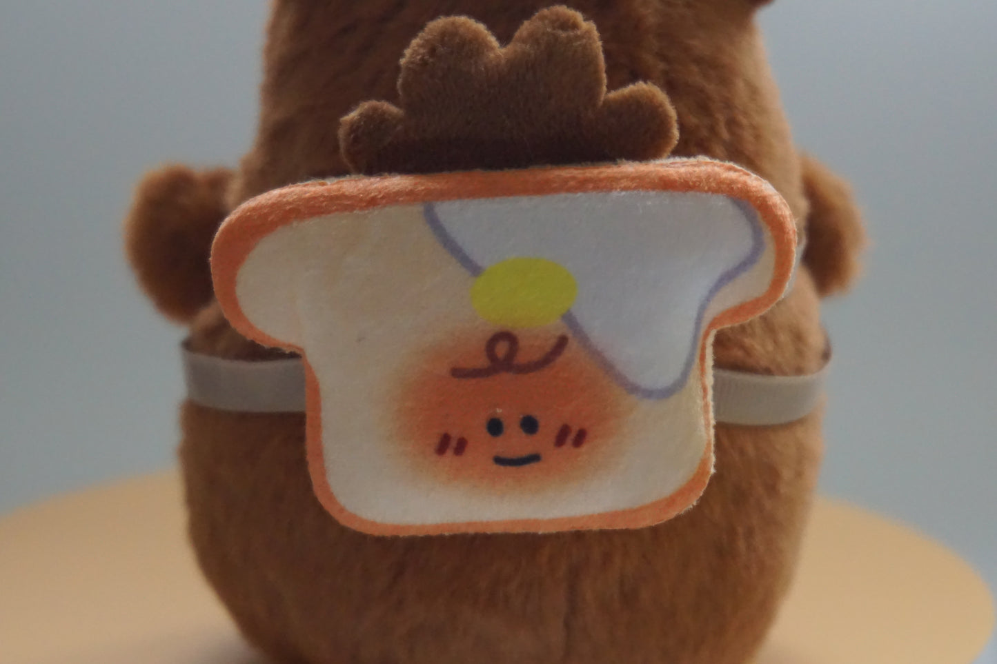 Capy Buddy – Plyšový capybara přívěsek na kabelky a batohy
