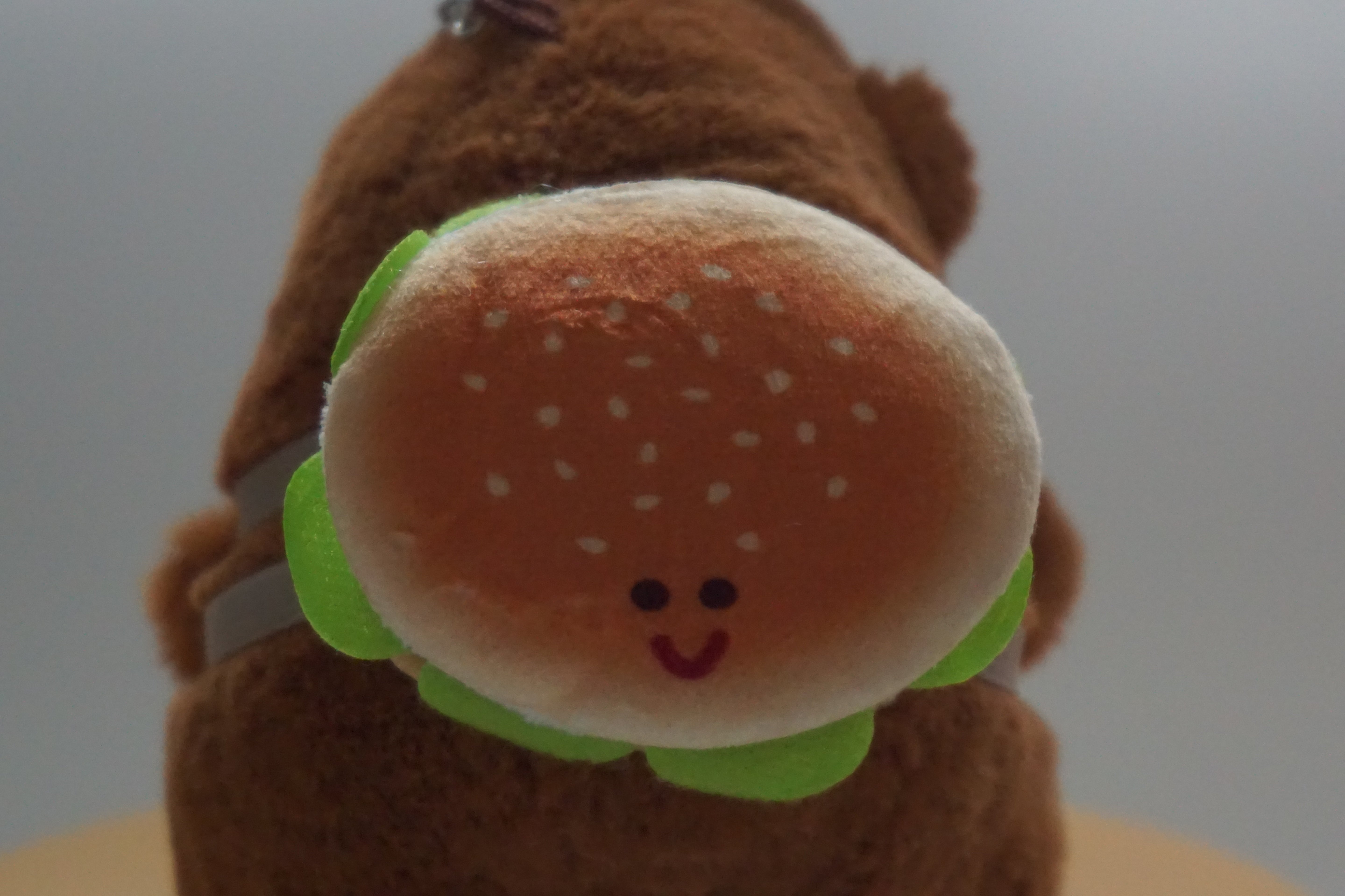 Capy Buddy – Capybara Plüsch-Anhänger für Tasche & Rucksack