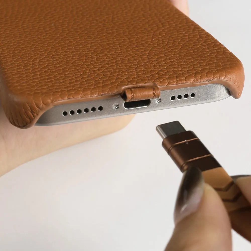 Echtleder Handyhülle mit USB-Ladekabel-Lanyard – Handgefertigt, Premium