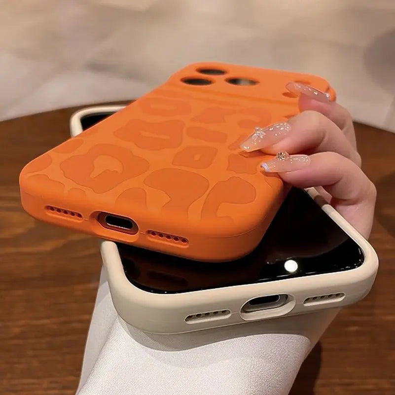 3D Leoparden-Silikonhülle mit Kamera-Steuertaste – Weich & Stoßfest