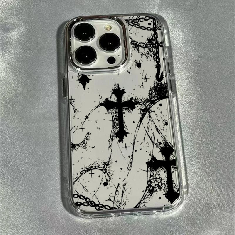 Transparente iPhone-Hülle Rückseite, schwarzes Gothic-Kreuz mit Ketten und Sternen auf weißem Hintergrund